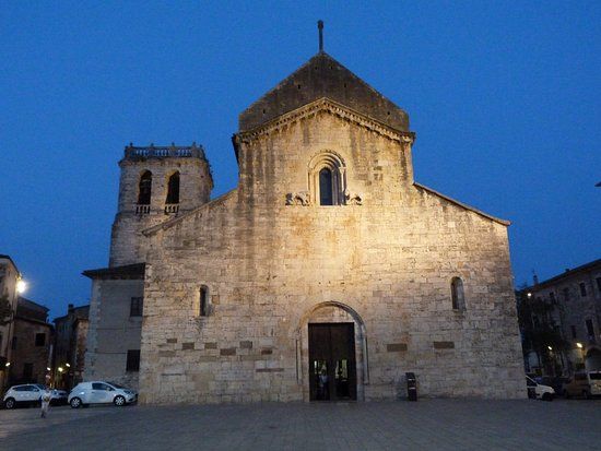 Monasterio de San Pedro de Besalú