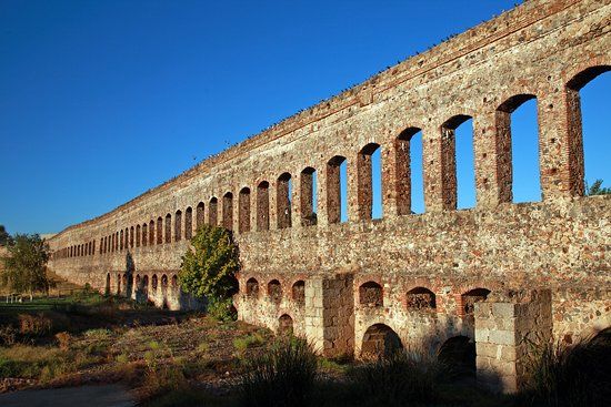 Acueducto romano de San Lázaro