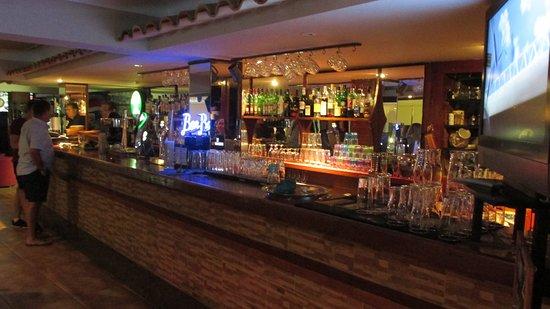 Rose & Crown Cala Millor