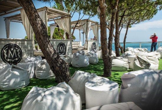 Marlin Blue Beach Club