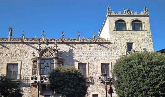 Casa del Cordón