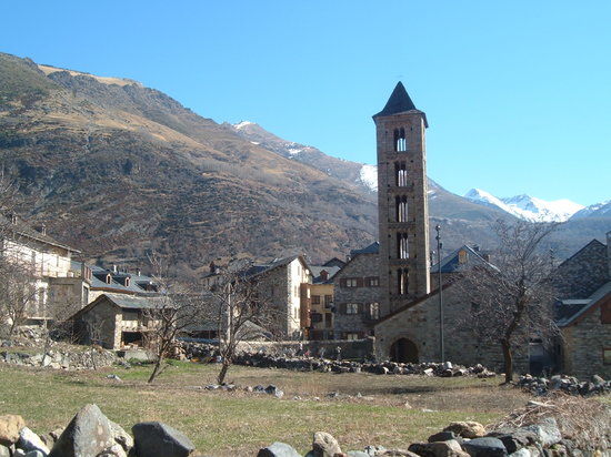 Iglesias románicas catalanas de la Vall de Boí