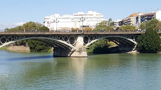 Puente de Isabel II